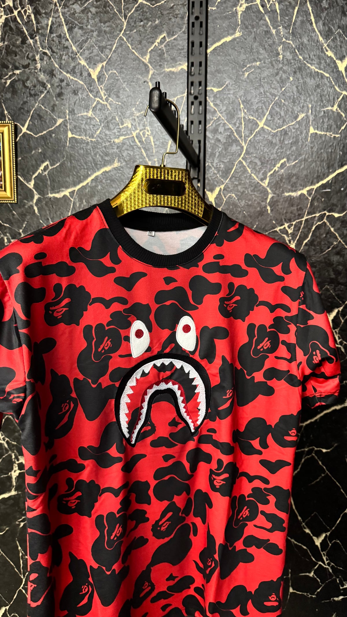 BAPE Shark Camo Tişört