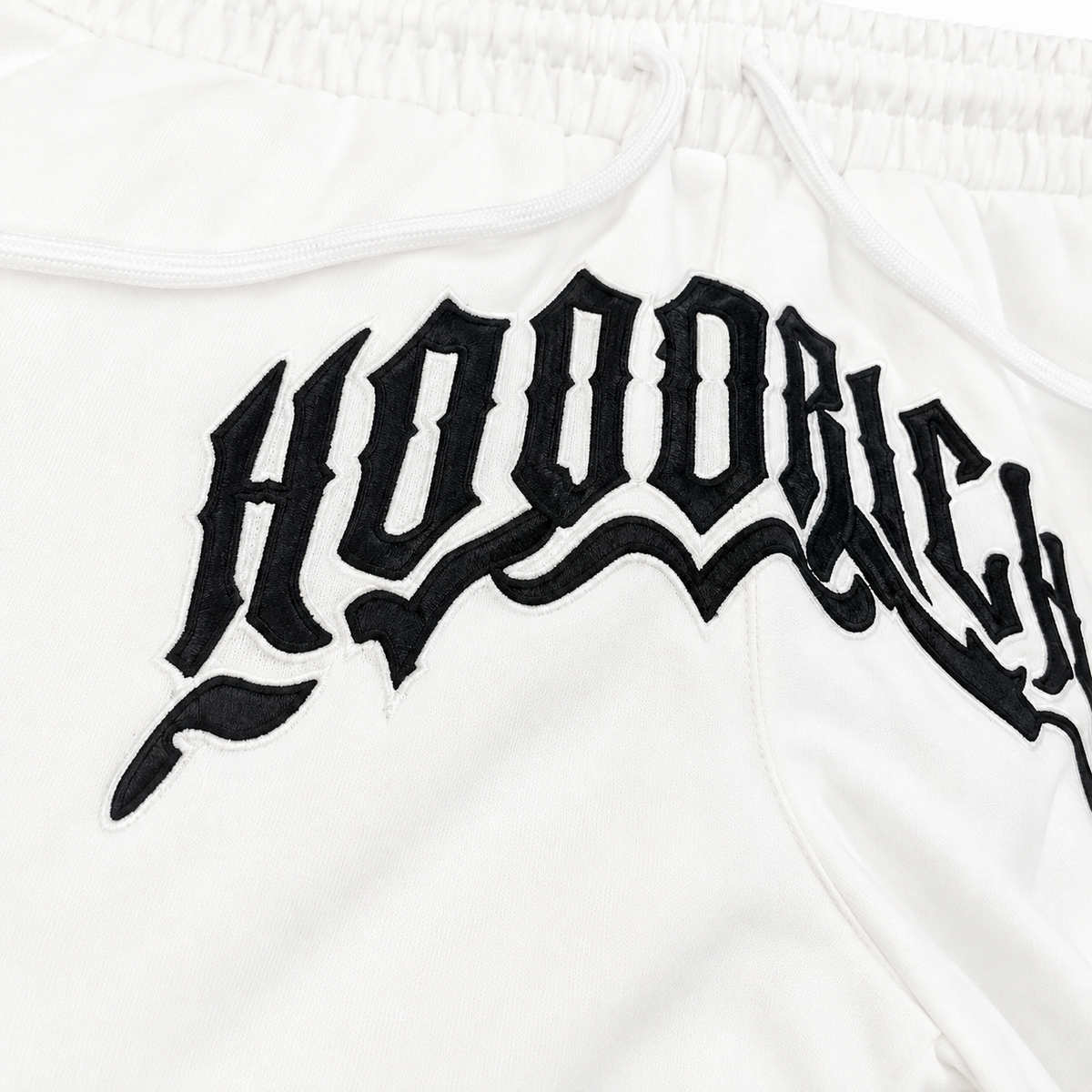Hoodrich Nakışlı Şort Beyaz