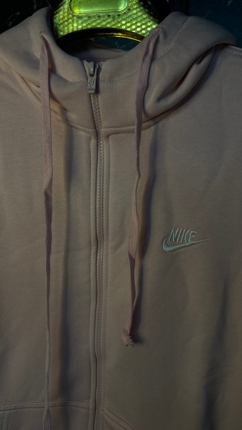 Nike Fermuarlı Kapüşonlu Pembe Hırka